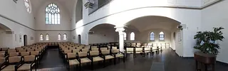 Innenansicht Stuhlreihen Kirche